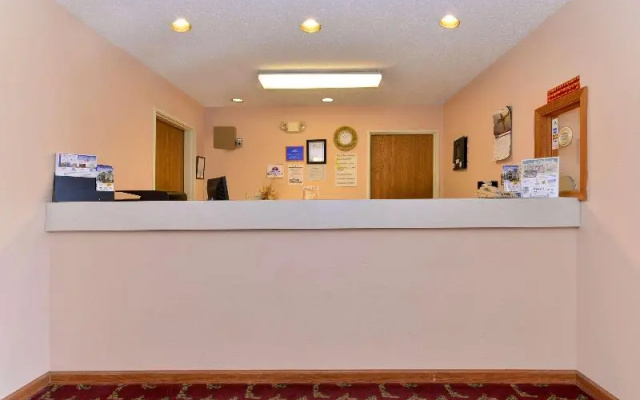 Americas Best Value Inn Chenoa