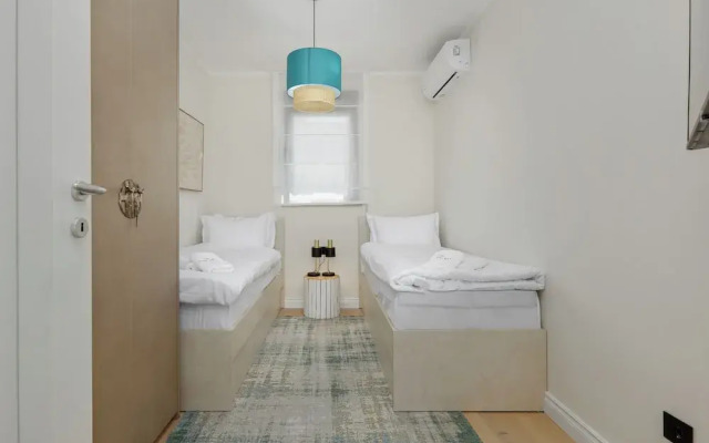 Dimitris Residence