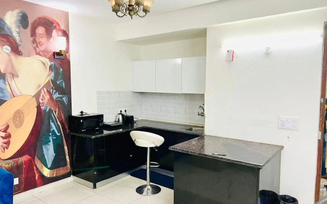 Luxury 2bedroom Suites By Noida Suites