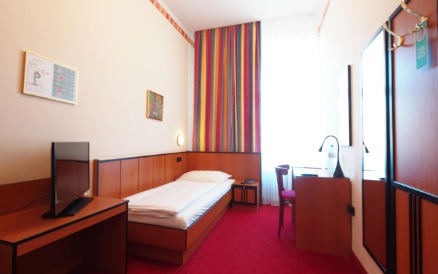 Hotel Drei Kronen Vienna City