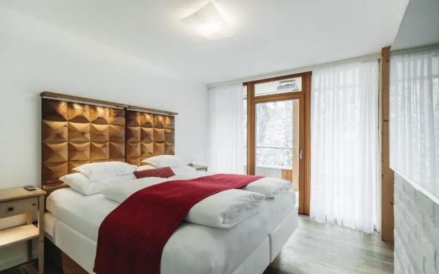Mooser Hotel