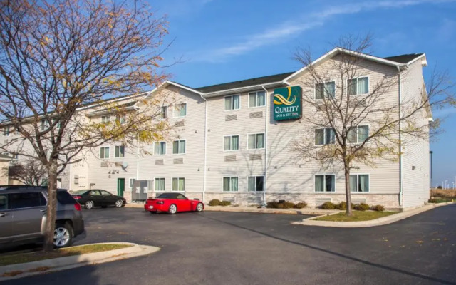 Quality Inn & Suites Loves Park near Rockford