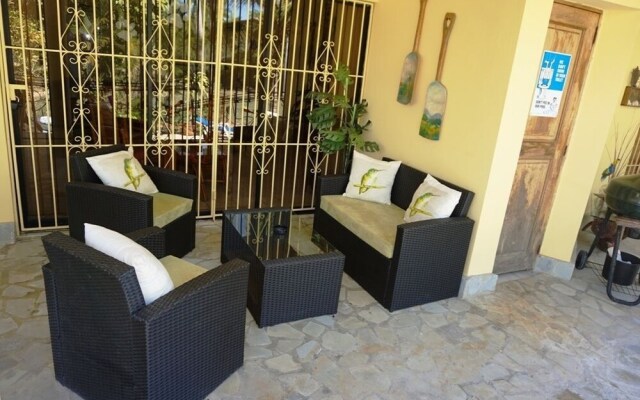 2 Bedroom 'Bird Watching Vacation' Villa