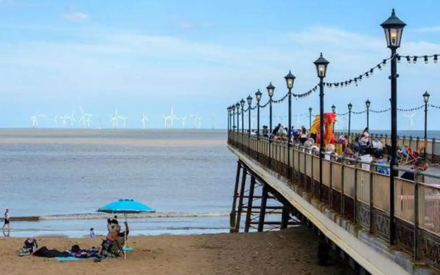 5min to the Beach - 6 Guests - Pet Friendly