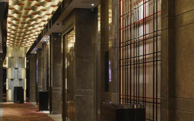 Royal Plaza Hotel