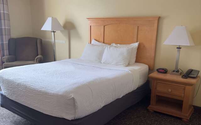 Sleep Inn & Suites near Spirit Mountain