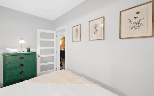 City Oasis with Inviting Flair