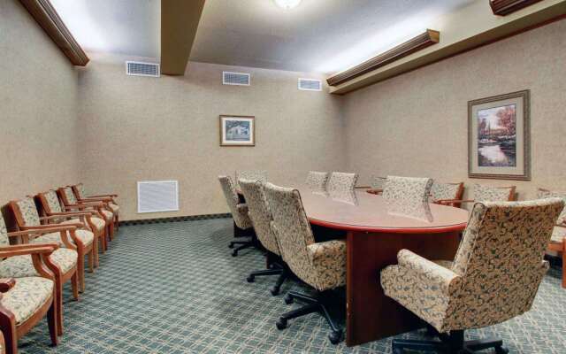 Clarion Suites