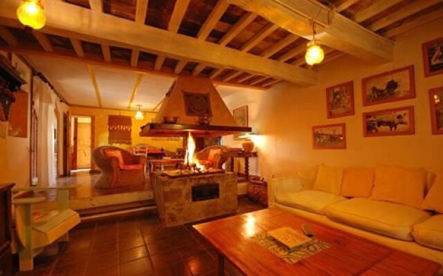 La Fornacina Country House