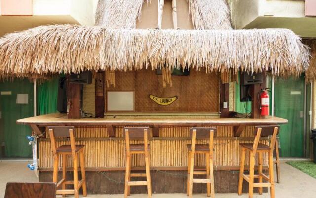 Banana Bungalow West Hollywood Hotel & Hostel