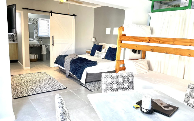 Sandra's Guest House