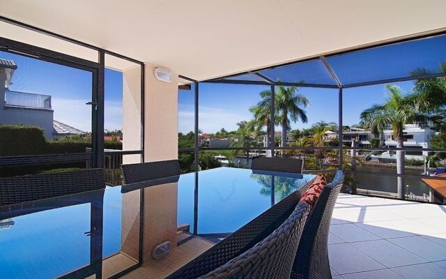 Holiday Home Coveside @ Sanctuary Cove