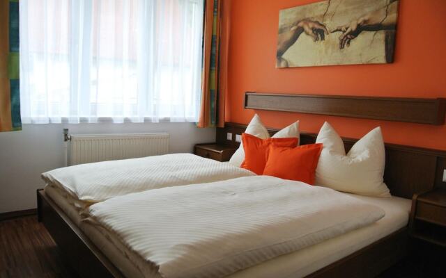 Pension Paradiesgartl