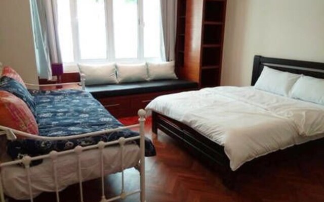 One BR Apartment Straits Quay Penang