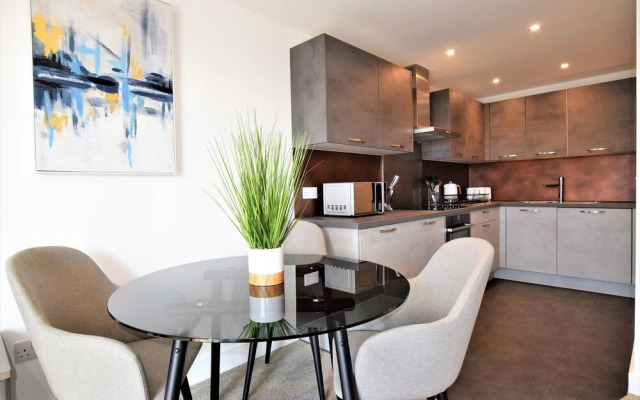 Your Apartment Brunel Loft - No 1