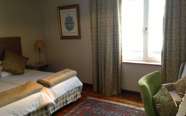 Tudor Hotel