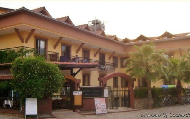 Orange Garden Apart Hotel
