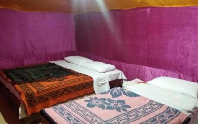 Nomad Bivouac (Adults Only)
