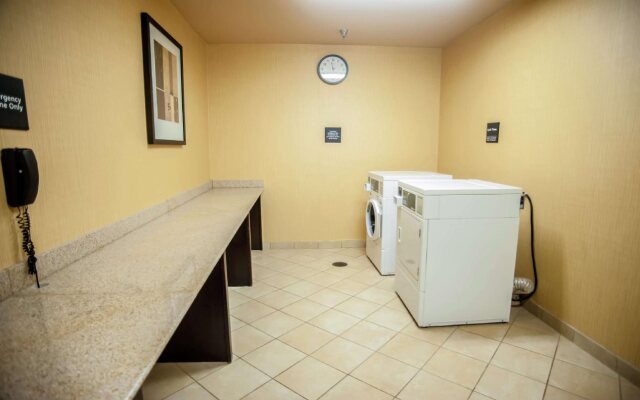 Hampton Inn & Suites Palestine