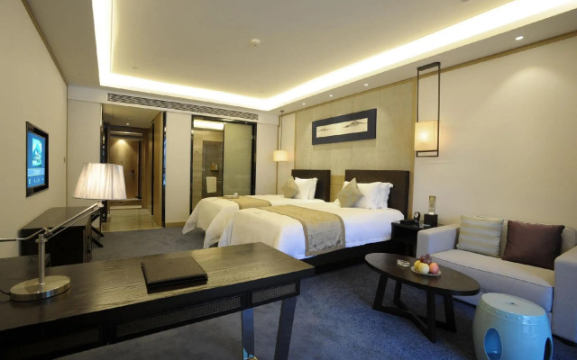 Kande Grand Land Hotel