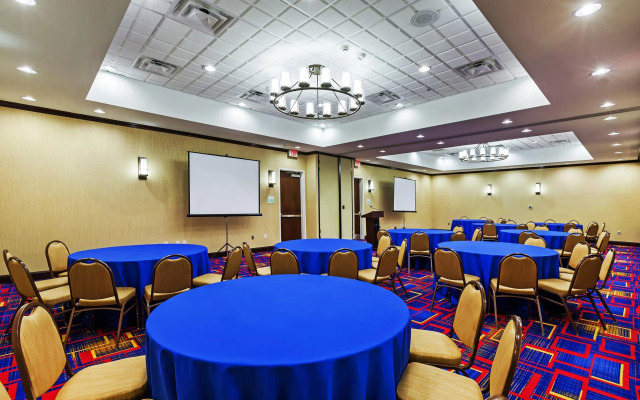 Clarion Hotel The Colony - Plano West