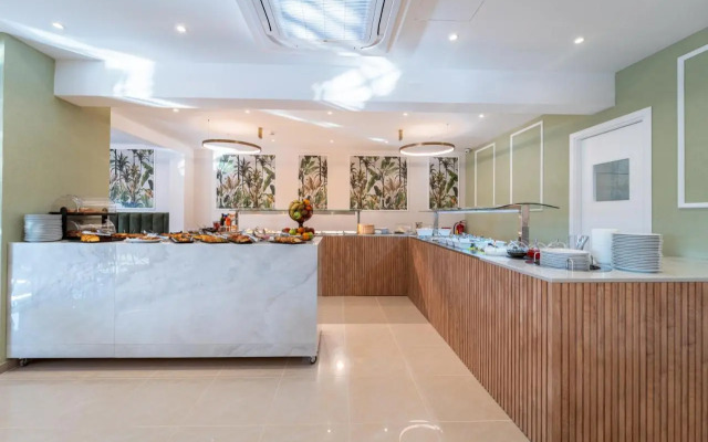 Philia Center Suites