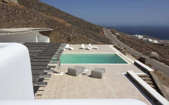 Mykonian Icon Villa