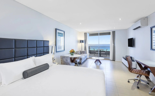 Meriton Suites Broadbeach, Gold Coast