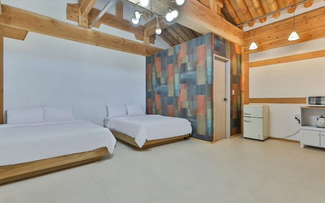 Hanok Cheonwon Village