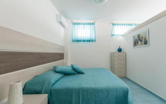 Palmarola Apartment