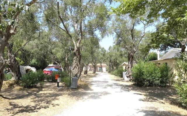 Happy Camp Mobile Homes In Karda Beach Camping and Bungalows