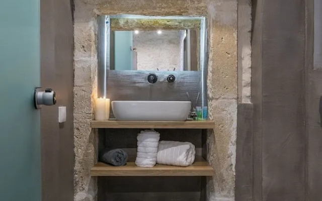 Unique Suite