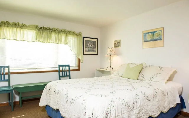 The Hamptons by RedAwning