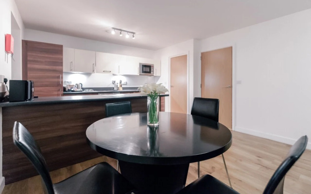 Roomspace Apartments -The Hurley