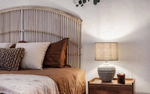 Triana - 1 Bedroom Apartment in Trafalgar