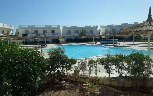 Carlton Luxury Resort
