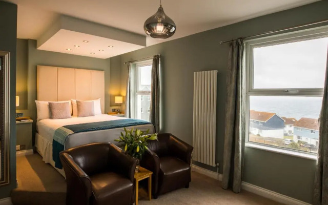 Pentire Newquay Cornwall Hotel