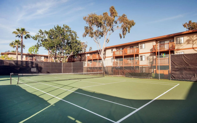 Sunshine Suites at Mid-City