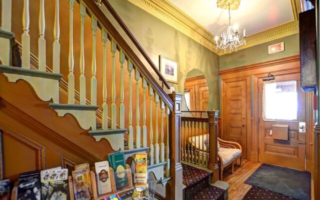 Hôtel Manoir Vieux Québec