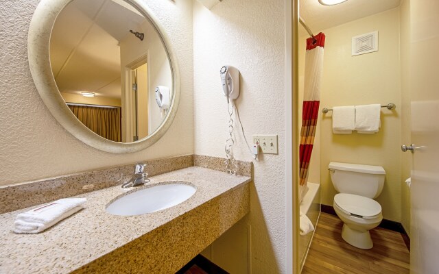 Red Roof Inn Harrisburg North