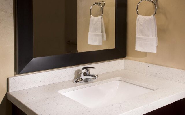 Red Lion Inn and Suites Federal Way