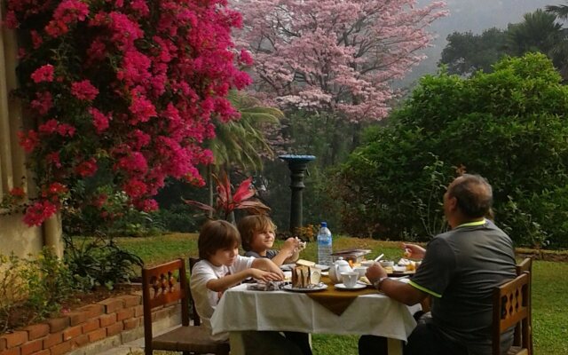 Royal Tourist Lodge