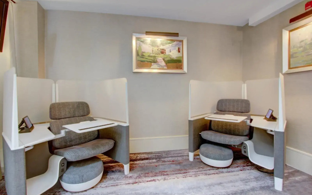 Crowne Plaza Charleston Airport - Conv Ctr by IHG