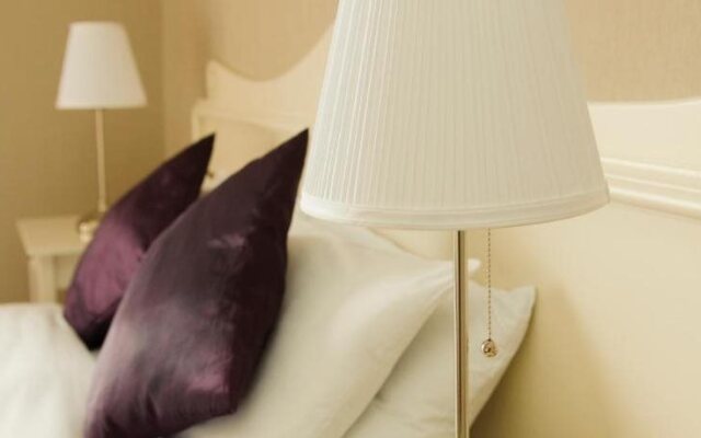 Germaines Hotel