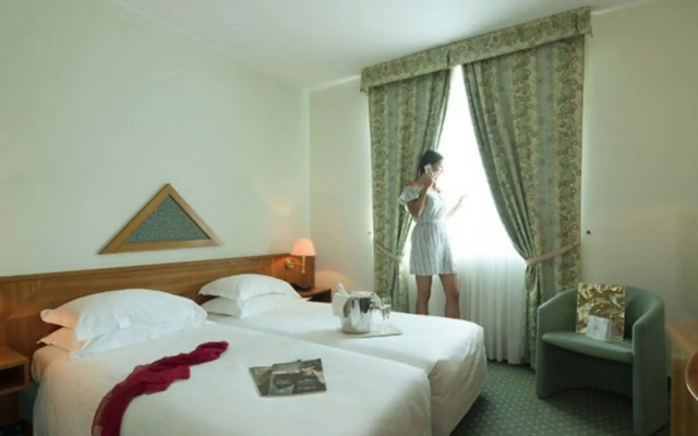 Castagna Palace Hotel & Restaurant