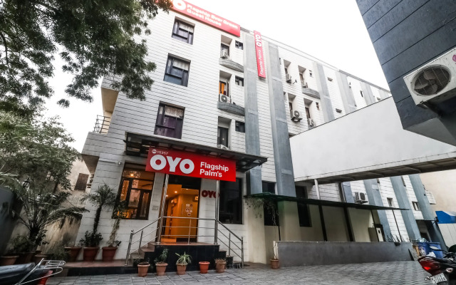 OYO Flagship 15357 Ahinsha Cicle