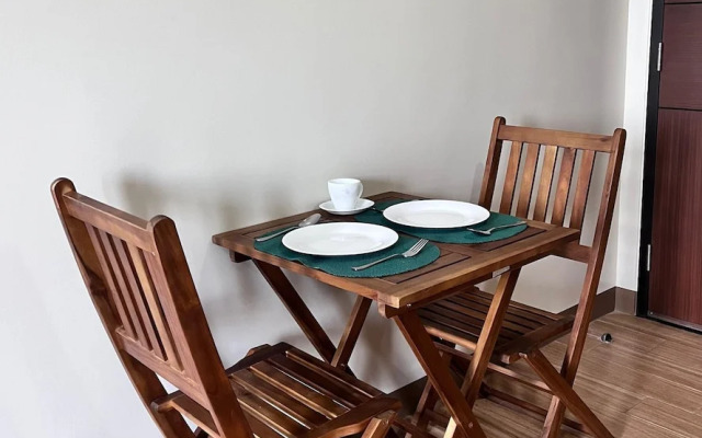 Room-minimalist Studio in Saint Dominiqu