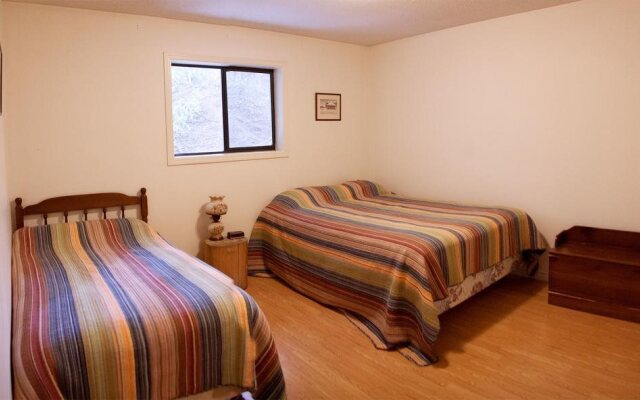 Cowichan Valley Hostel