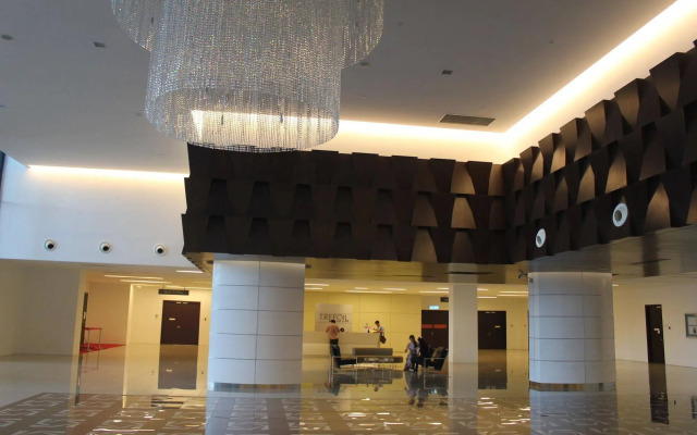 De Houz - Trefoil Setia Alam Home Stay