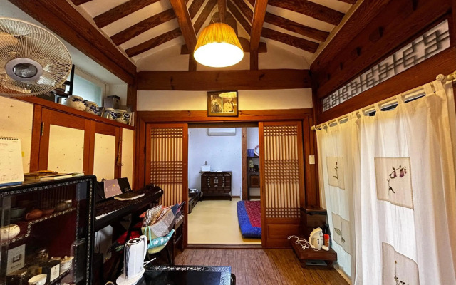 Hanok Eugene's House Dongdaemun